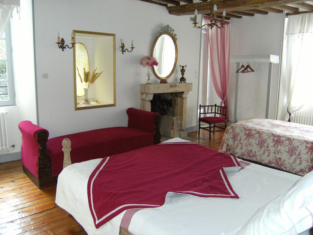 Caumont-Sur-Aure Le Relais Du Mont Chauve B&B 객실 사진