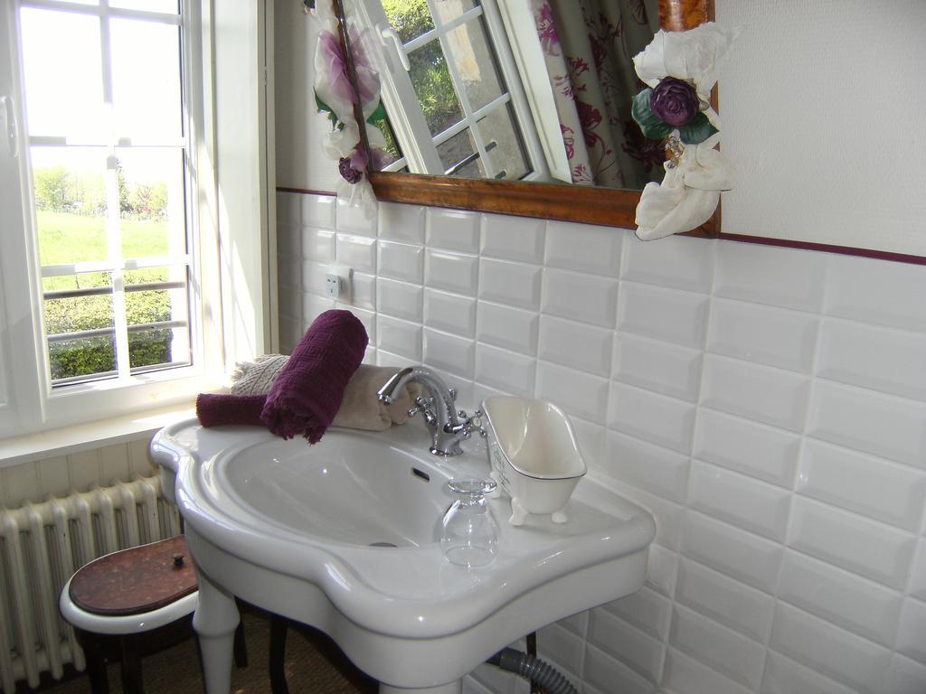 Caumont-Sur-Aure Le Relais Du Mont Chauve B&B 객실 사진