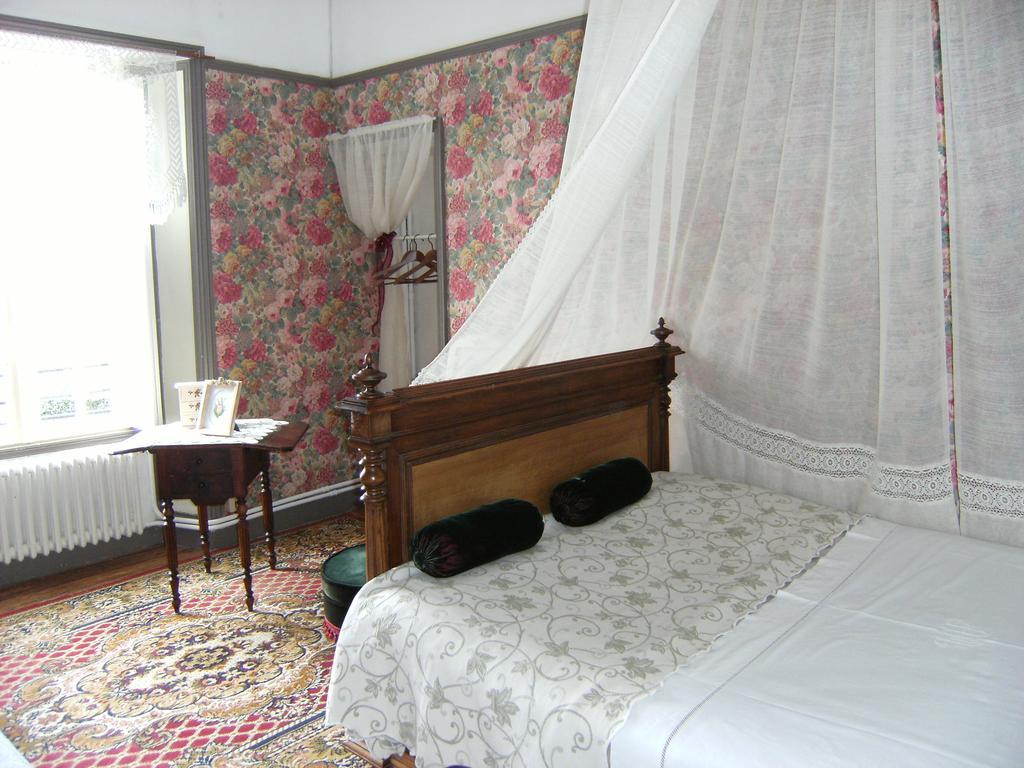 Caumont-Sur-Aure Le Relais Du Mont Chauve B&B 객실 사진